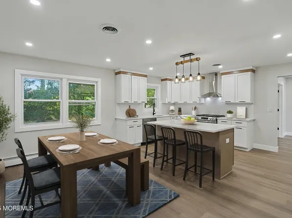 34 Westport Dr, Toms River, NJ 08757