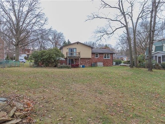 2nd image of 8 Deerfield Dr