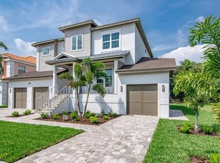 3189 Shoreline Dr, Largo, FL 33760