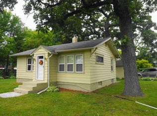 9102 22nd Ave, Pleasant Prairie, WI 53158