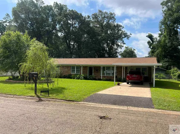 118 E Pioneer St, Wake Village, TX 75501