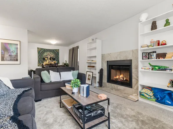 45598 McIntosh Dr #111, Chilliwack, BC V2P 7J3