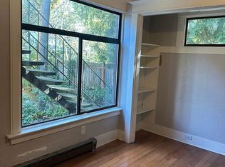5800 15th Ave NE #10, Seattle, WA 98105
