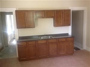 2nd image of 1054 Winfield Ave