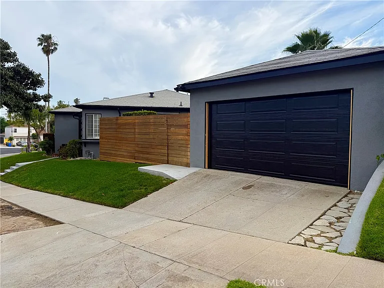5541 Harcross Dr — Photo 4