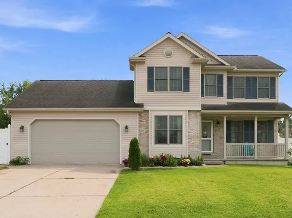 605 E Wawonaissa Dr, Syracuse, IN 46567