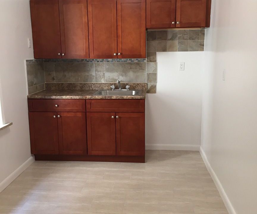 1st image of 2340 Broadway APT 1A