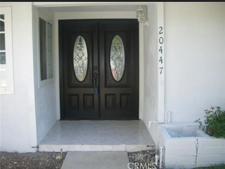 20447 Coulson St — Photo 1