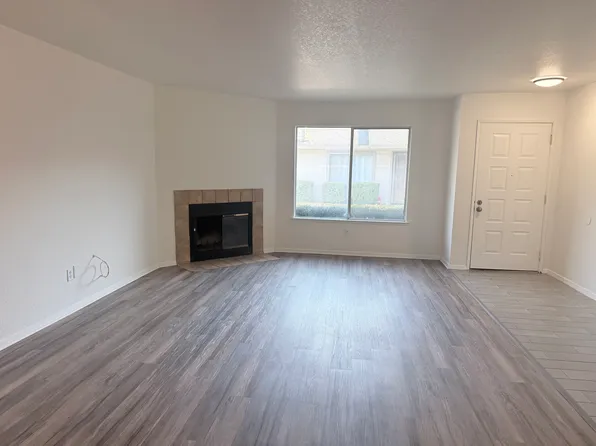 4932 64th St, Sacramento, CA 95820