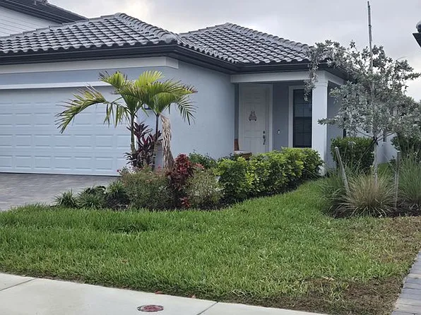 24941 Surf Haven Ln, Bonita Springs, FL 34134