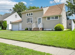10 Independence Dr, Roselle Boro, NJ 07203