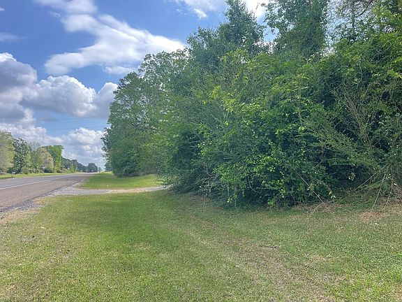 2nd image of 3868 State Highway 63 E