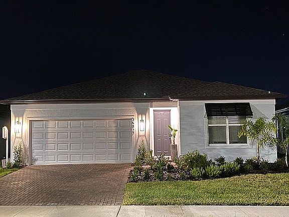 2nd image of 36827 Highland Meadows Ct