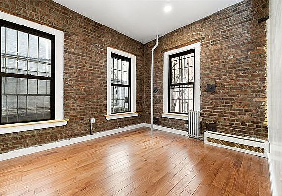 3rd image of 549 2nd Ave APT 2R