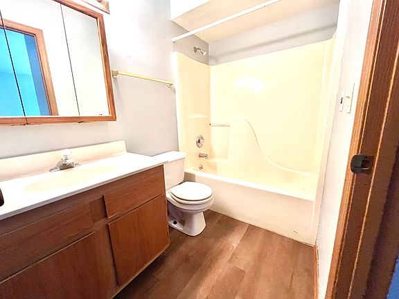 3rd image of 2650 Sunset Ln #11235448