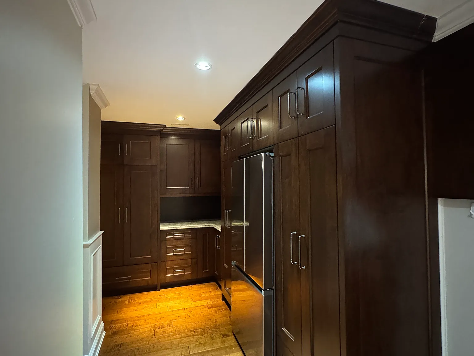 2 bed, 950 sqft, $2,000 — Photo 2