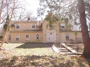 1880 Saw Mill River Rd, White Plains, NY 10607