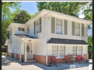 385 Whitlock Ave SW, Marietta, GA 30064