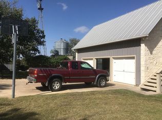 1267 Southwoods Dr, Fredericksburg, TX 78624
