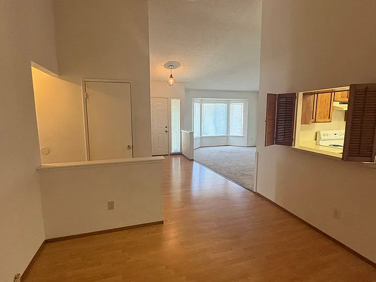 4509 Wrenford Way — Photo 4