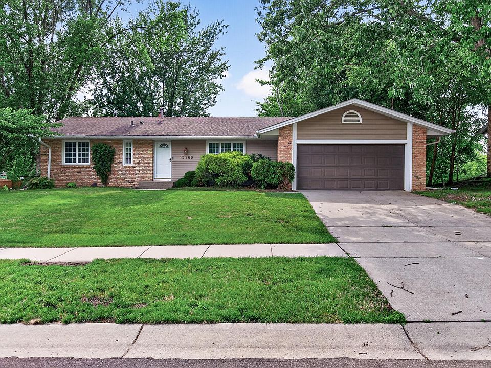 1st image of 13769 Fairlawn Ave