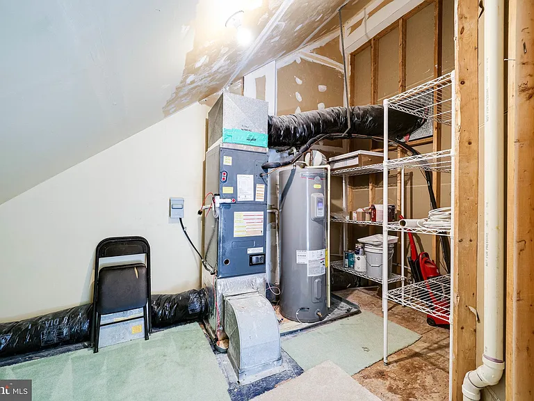 7012 Irwell Ln #14E — Photo 31