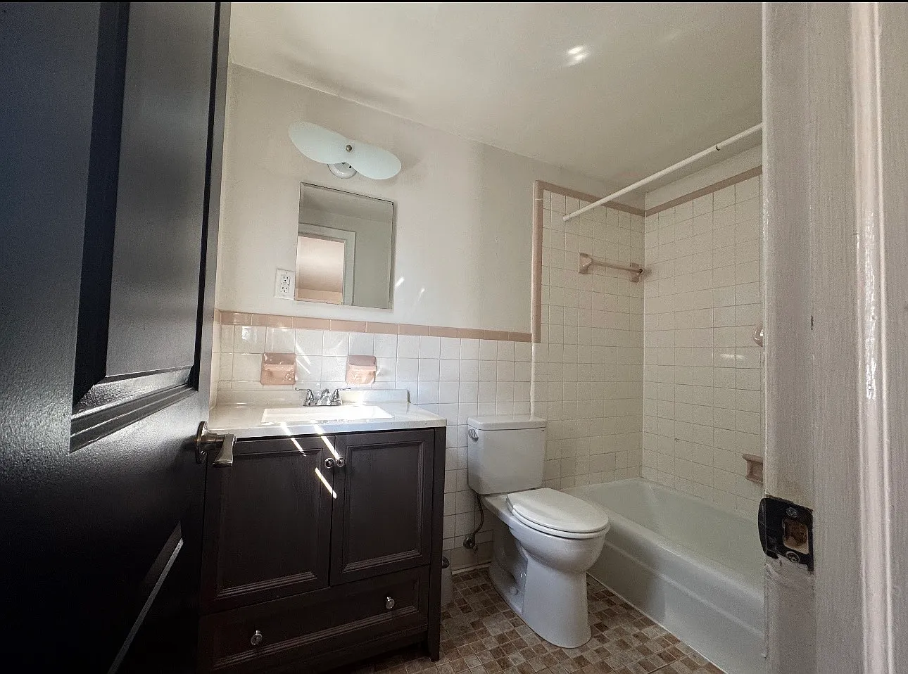 1 bed, $1,350 — Photo 3