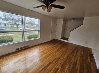 29436 Grandon St, Livonia, MI 48150