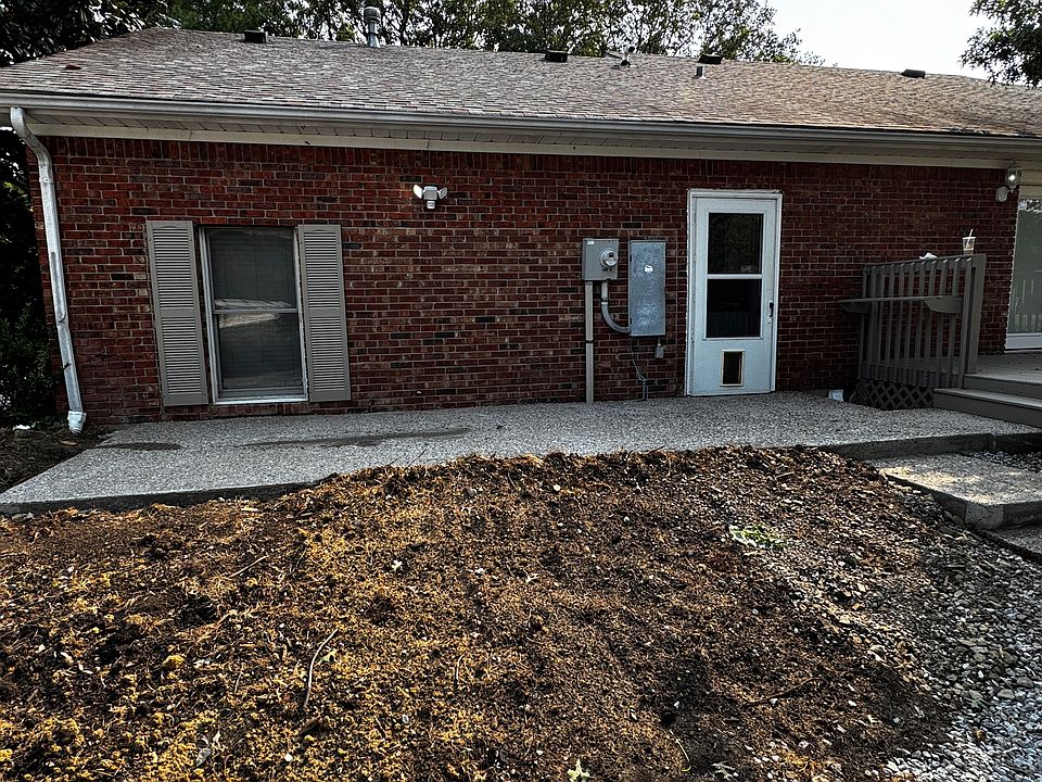 1st image of 165 Humphrey Ln #A