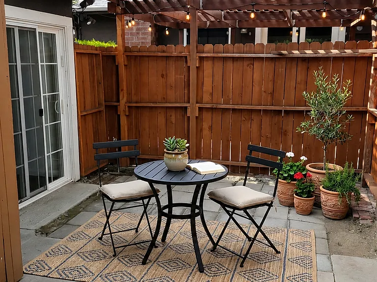 3816 Laurel Canyon Blvd — Photo 5