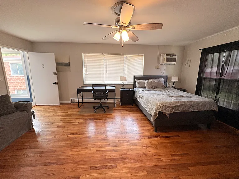 2543 Vera Ave #3 — Photo 7