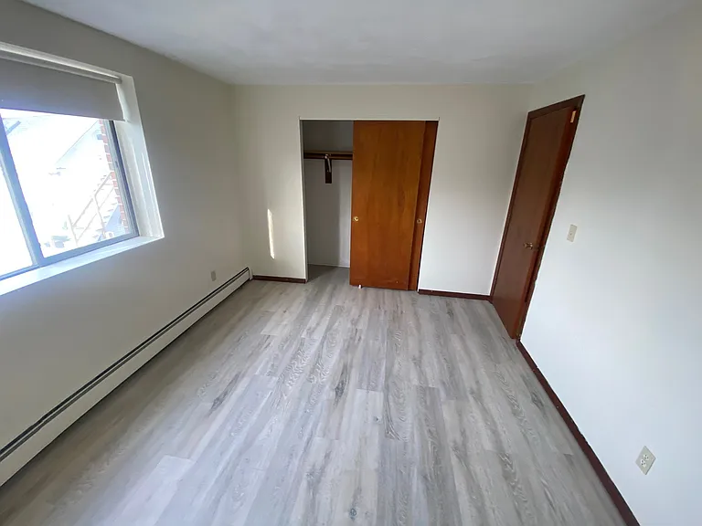 765 Somerville Ave — Photo 10