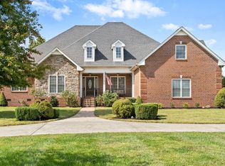 3762 Glen Raven Rd, Cedar Hill, TN 37032