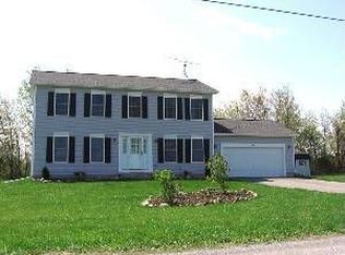6902 Britt Rd, Le Roy, NY 14482