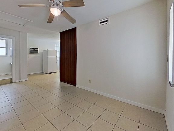 3rd image of 1824 Hendricks Ave #1