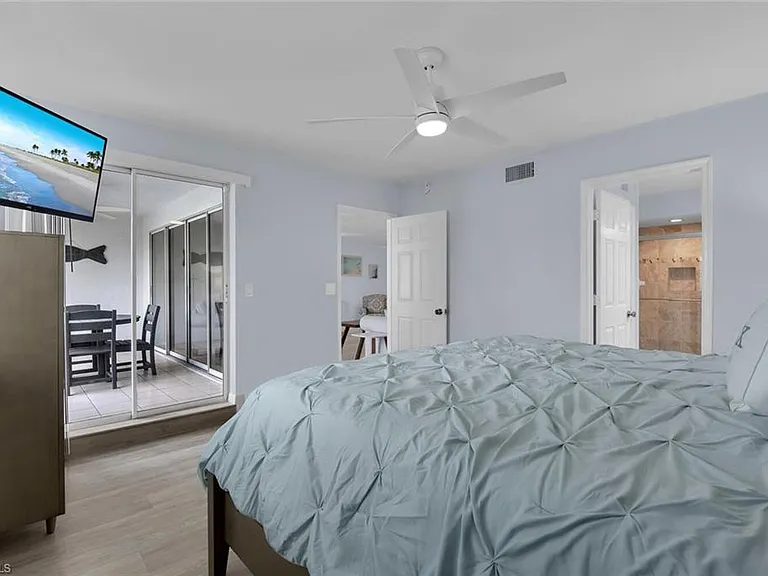 9101 Vanderbilt Dr #203 — Photo 12
