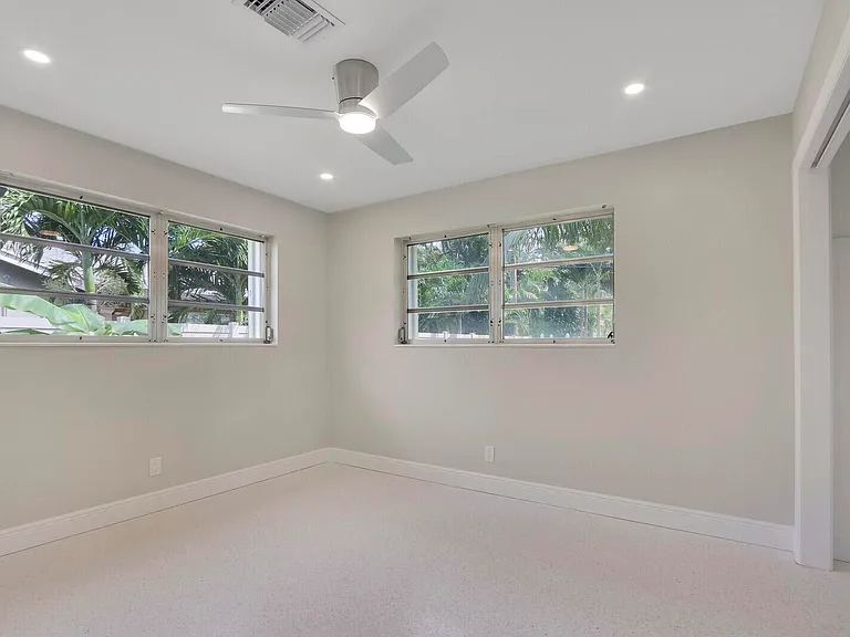 732 Pelican Way — Photo 24