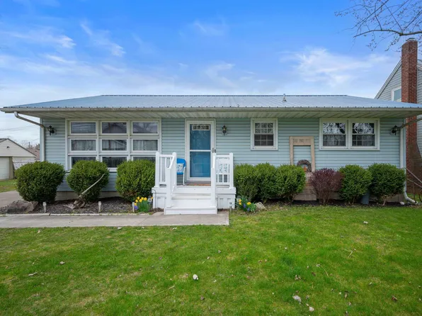 1310 W Hickory St, Union City, IN 47390