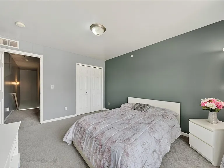 23668 Northstone Village Dr — Photo 23