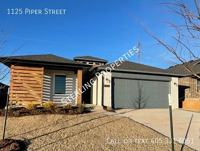 1125 Piper St — Photo 2