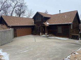 355 Admirals Point W, Climax Springs, MO 65324