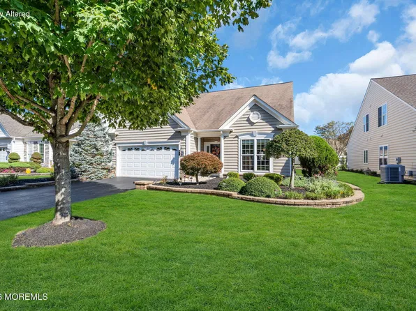 32 Aberdeen Lane, Manchester, NJ 08759