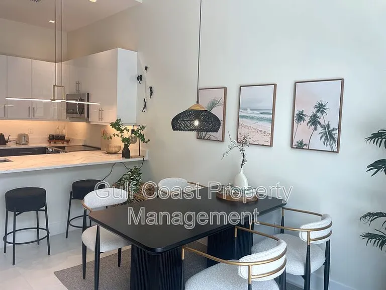 1558 4th St #208 — Photo 6