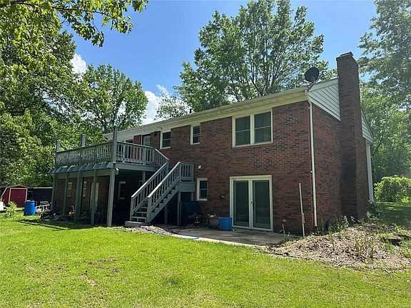 5th image of 226 Circle Dr