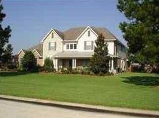 15823 Creek Hill Ln, Cypress, TX 77429