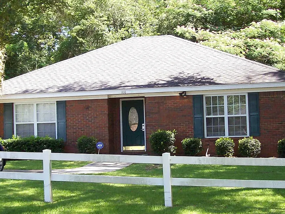 108 Westminster Dr #C
