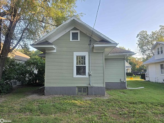 4th image of 305 W Monroe Ave