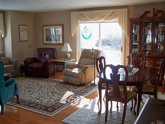 living room/deck