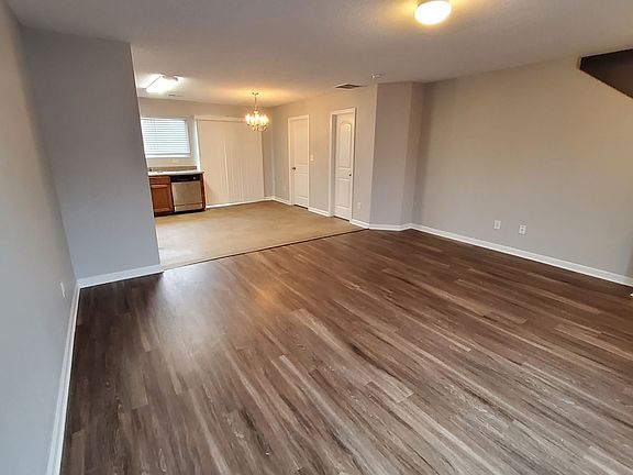 5th image of 10023 Chariden Dr