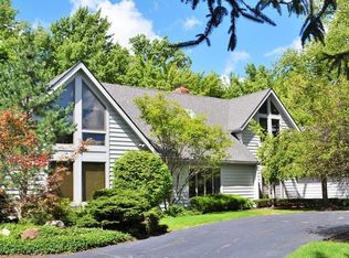 2614 Fairwood Dr, Pepper Pike, OH